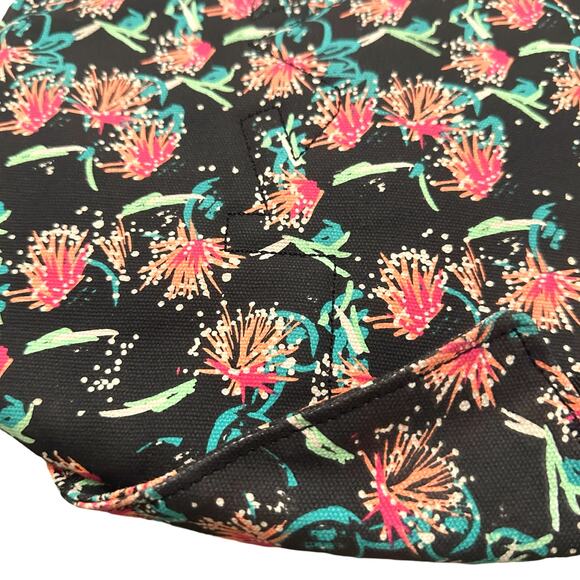 Kavu Rope Sling Bag Multicolor OS EUC Crossbody - Picture 4 of 7